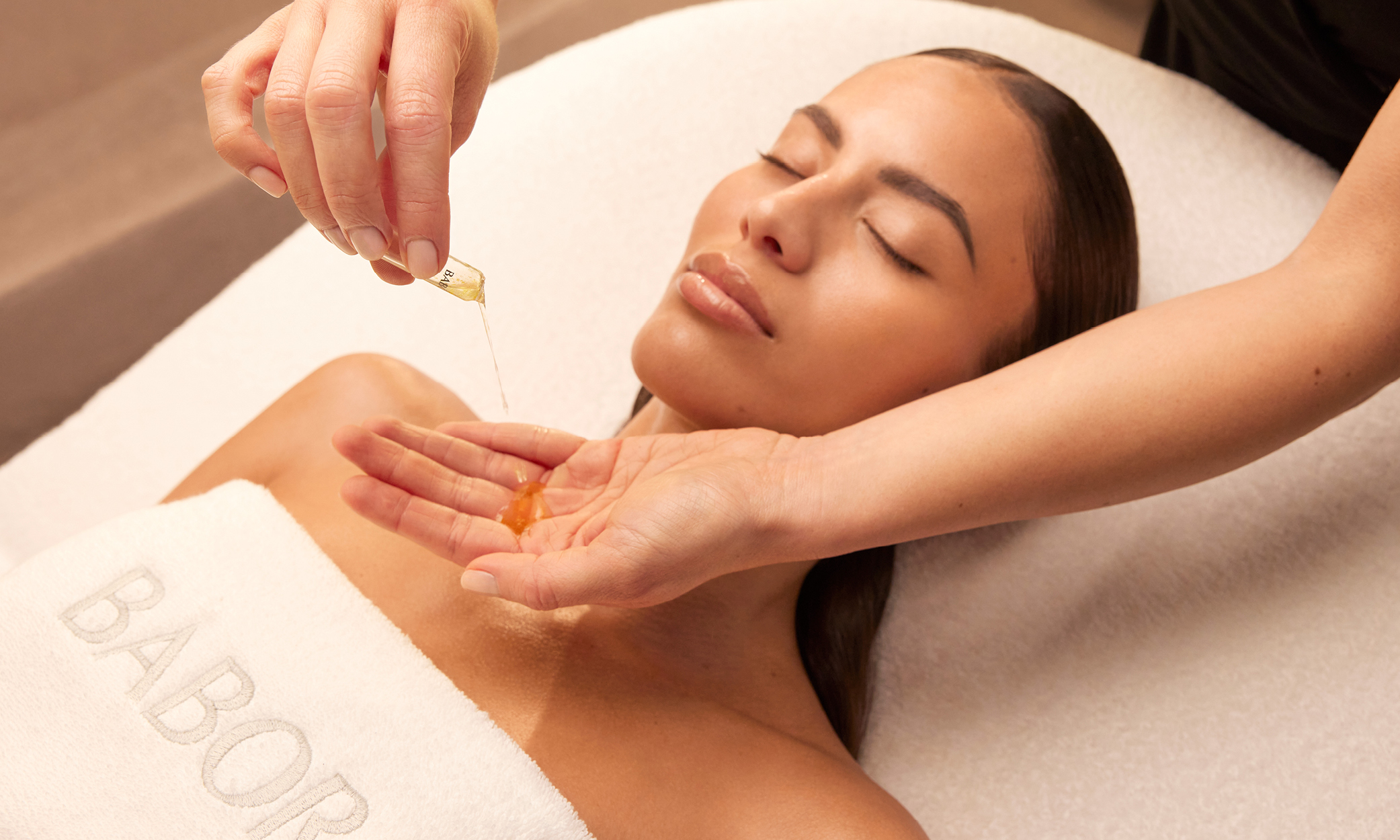 BABOR Ampullen-Gesichtsbehandlung im Kosmetikstudio